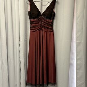 JS Boutique Brown Ruched Midi Dress